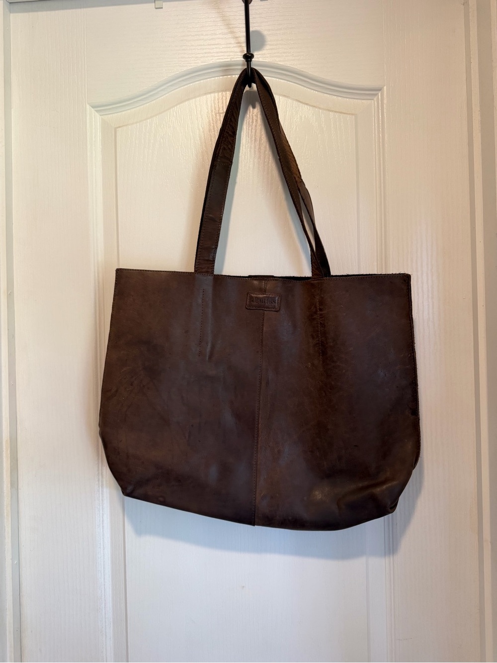 Classic Brown Leather Tote Bag - Unbranded